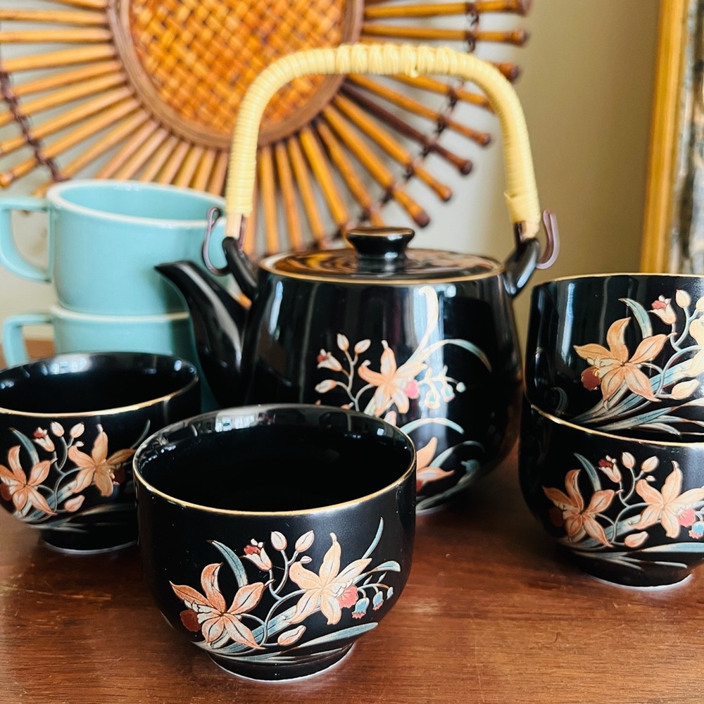 Floral Black Tea Set with Extra Cups